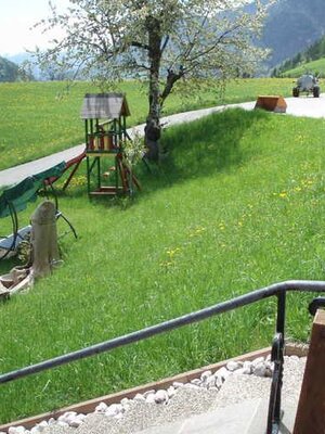 Blick zum Spielplatz | © Gasthof Haaser